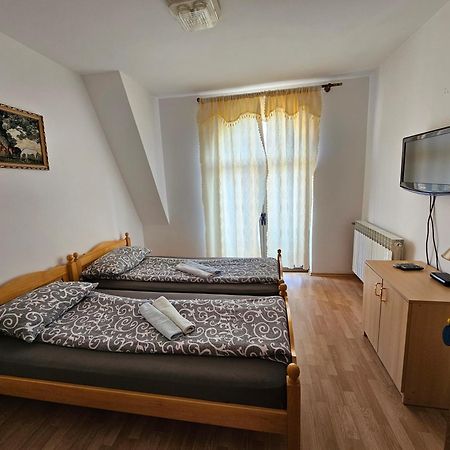 Aleks Sobe Otel Banja Koviljača Dış mekan fotoğraf