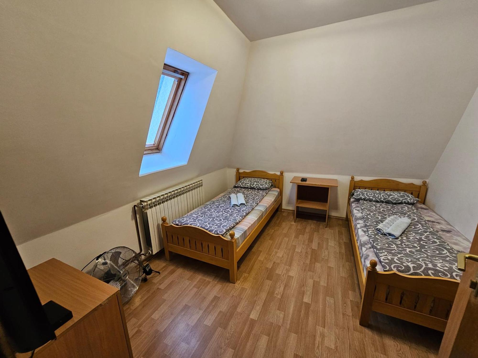 Aleks Sobe Otel Banja Koviljača Dış mekan fotoğraf