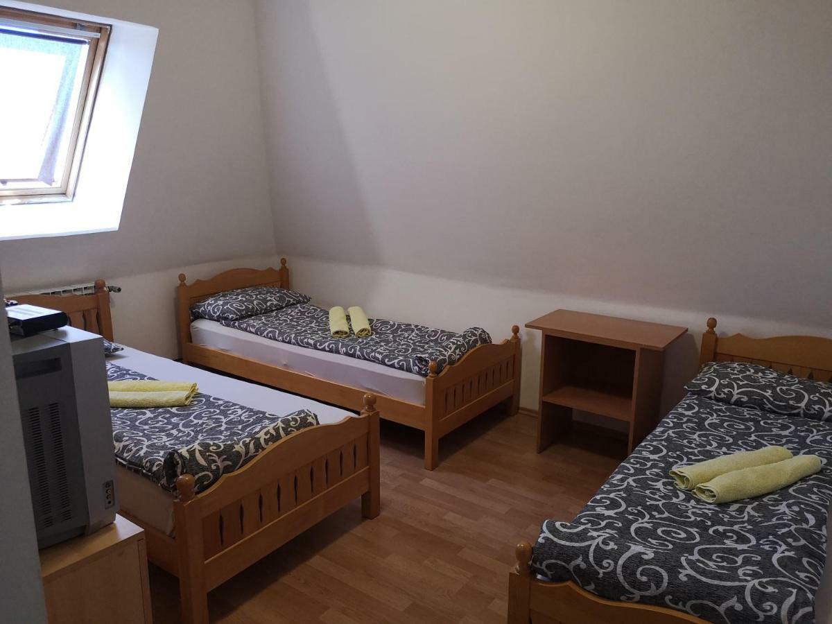 Aleks Sobe Otel Banja Koviljača Dış mekan fotoğraf
